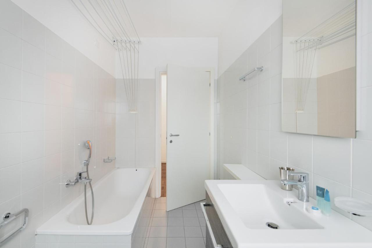 Easylife - Accogliente Dimora Con Balcone Apartment Mailand